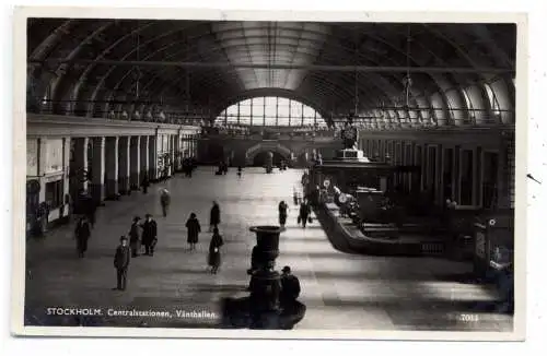 [Ansichtskarte] S 10000 STOCKHOLM, Centralstationen, Vänthallen, Hauptbahnhof / Station / La Gare, 1938. 