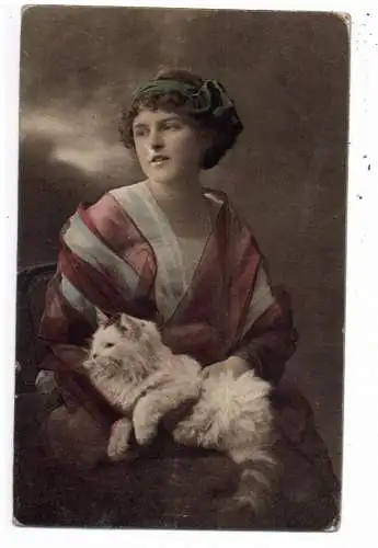 [Ansichtskarte] KATZEN / CATS / CHATS - Junge Frau mit Katze, Novotaglio. 