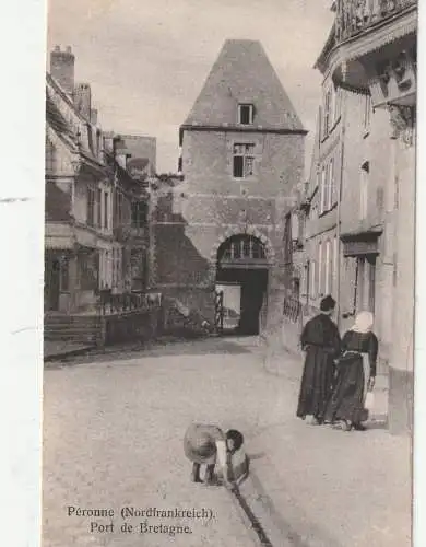 [Ansichtskarte] F 80200 PERONNE, 1. Weltkrieg, Port de Bretagne, Geistlicher / Pretre, Verlag Rotophot. 