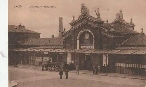 [Ansichtskarte] F 02020 LAON, 1. Weltkrieg, Deutscher Militärbahnhof (1916). 