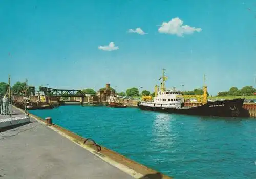 [Ansichtskarte] OZEANSCHIFFE - Tonnenleger "KURT BURKOWITZ" im Hafen Wilhelmshaven. 