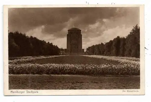 2000 HAMBURG - STERNSCHANZE, Wasserturm (Chateau d'eau, Water Tower), rücks. Schürfungen