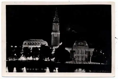 [Ansichtskarte] 2300 KIEL, Rathaus und Theater bei Nacht, 1951. 