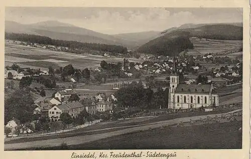 [Ansichtskarte] BÖHMEN & MÄHREN - WÜRBENTHAL - EINSIEDEL / MNICHO, Blick auf Ort, Kirche und Friedhof. 