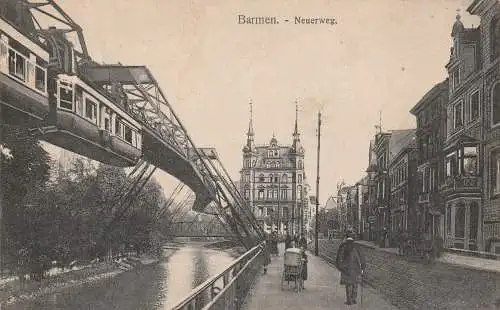 [Ansichtskarte] 5600 WUPPERTAL, Neuerweg, belebte Szene, Kinderwagen, Schwebebahn. 