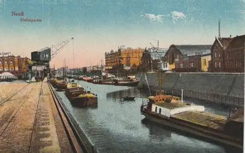 4040 NEUSS, Hafen, Frachtschiffe