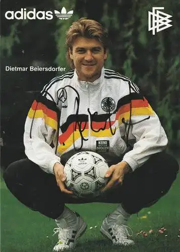 [Ansichtskarte] FUSSBALL - DEUTSCHE FUSSBALL NATIONALMANNSCHAFT - DIETMAR BEIERSDÖRFER, Autogramm. 