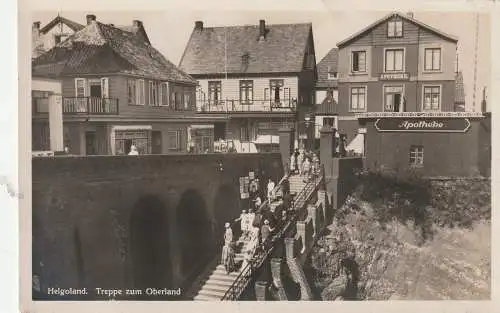 [Ansichtskarte] 2192 HELGOLAND, Treppe zum Oberland, Apotheke. 