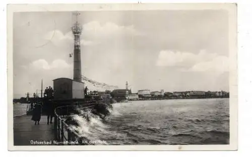 [Ansichtskarte] 0-2500 ROSTOCK - WARNEMÜNDE, An der Mole, 1928. 