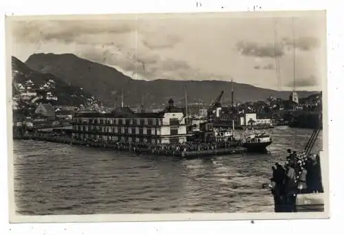 N 5000 BERGEN, Ankunft des Dampfers, 1930
