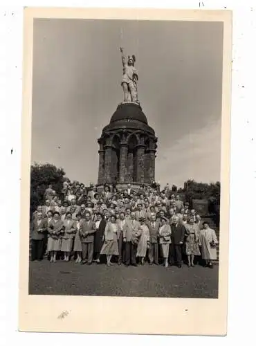 [Ansichtskarte] 4930 DETMOLD, EXTERNSTEINE, Firmen-Ausflug, Photo-AK. 