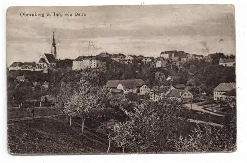 [Ansichtskarte] A 4982 OBERNBERG am Inn, Gesamtansicht von Osten, Verlag Sageder. 