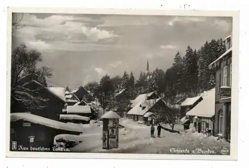 0-3706 WERNIGERODE - SCHIERKE, Dorfstrasse im Schnee, Litfaßsäule, 1932