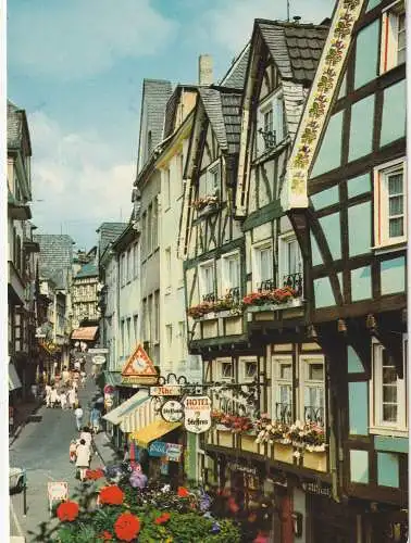 [Ansichtskarte] 5460 LINZ, Strassenpartie. 