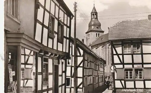 [Ansichtskarte] 5169 HEIMBACH, Strassenpartie an der Kirche. 