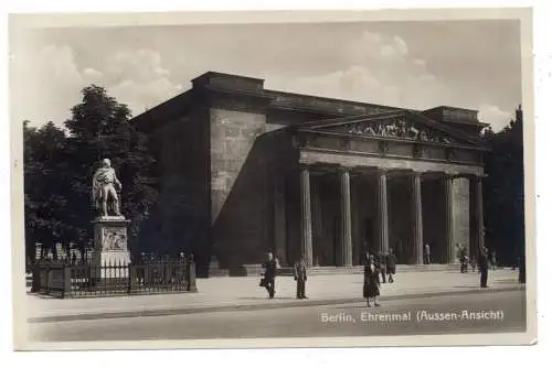 [Ansichtskarte] 1000 BERLIN, Ehrenmal Unter den Linden, Verlag Mandel. 