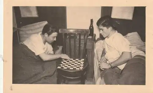 [Ansichtskarte] SPIELE - DAME, Photo - AK. 