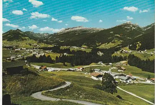 [Ansichtskarte] A 6991 RIEZLERN - UNTERWESTEGG / Kleinwalsertal, Dorfansicht. 