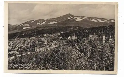[Ansichtskarte] NIEDER - SCHLESIEN - KRUMMHÜBEL - BRÜCKENBERG / KARPCZ, Blick auf den Ort, Verlag Höckendorf. 