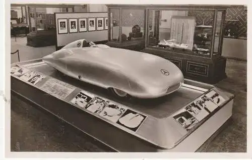 EXPO - 1937 PARIS, Deutscher Pavillon, MERCEDES - Rennwagen / Silberpfeil