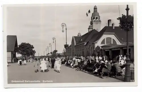 [Ansichtskarte] POMMERN - SWINEMÜNDE / SWINOUJSCIE, Vor dem Kurhaus, belebte Szene, Verlag Rubin. 