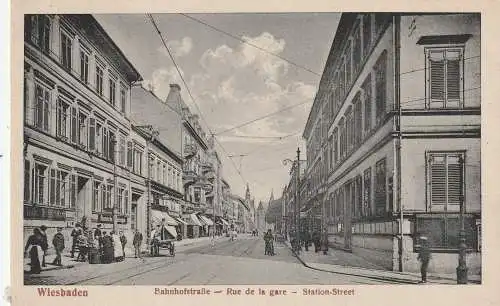 6200 WIESBADEN, Bahnhofstrasse, belebte Szene, 1921, Verlag Boogaart