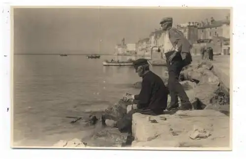 [Ansichtskarte] SLO 6320 PIRAN /  PIRANO - PORTOROZ / PORTOROSE, Fischer, Photo-AK, Foto Adria  - Roberto Ullrich. 