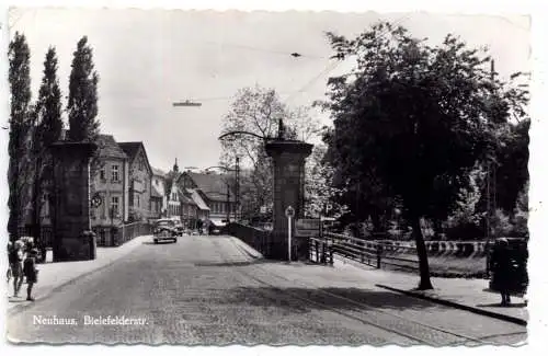 4790 PADERBORN - SCHLOSS NEUHAUS, Bielefelderstrasse, Oldtimer