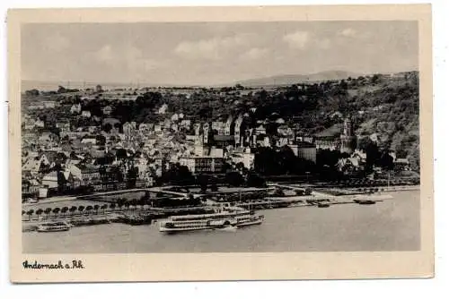 [Ansichtskarte] 5470 ANDERNACH, Blick aus den Leutesdorfer Weinbergen, KD - Dampfer am Anleger, frühe 50er Jahre. 