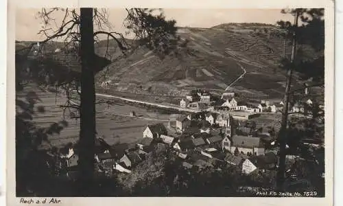 [Ansichtskarte] 5486 ALTENAHR - RECH, Blick auf den Ort. 