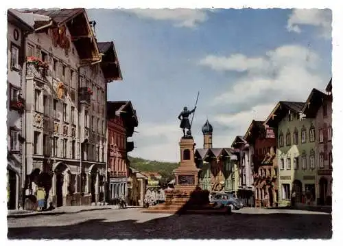 [Ansichtskarte] 8170 BAD TÖLZ, Marktstrasse und Rathaus, VW - Käfer, ca. 1960. 