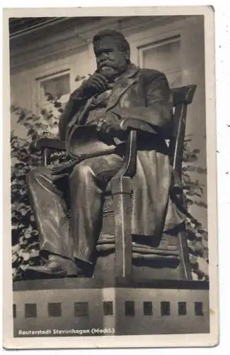 0-2044 STAVENHAGEN, Reuter - Denkmal, 1952