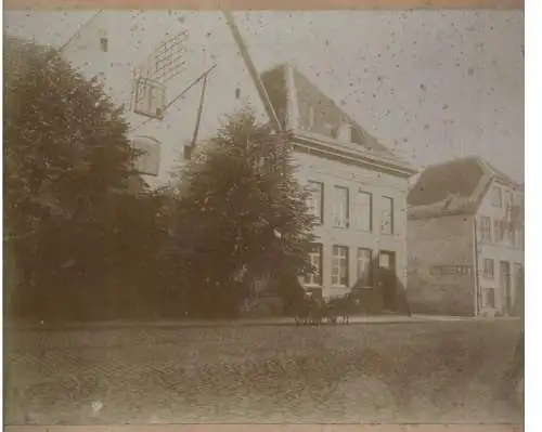 [Ansichtskarte] EESTI / ESTLAND - TALLINN / REVAL, Photo 22,7 x 16,5 cm, ca. 1890, Breitestrasse 20, Familie Taeubner, Nachbar Rosenberg. 