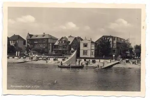 [Ansichtskarte] 2270 WYK auf Föhr, Strandleben, Strandpromenade. 