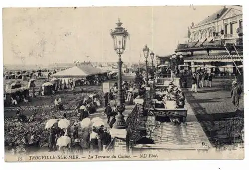 F 14360 TROUVILLE, La Terrasse du casino, animierte Szene