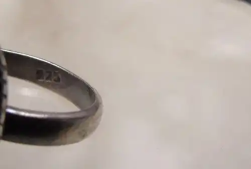 Alter Ring , 925er Silber und Onyx