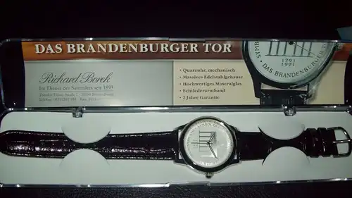 Armbanduhr mit Brandenburger Tor - Zifferblatt / OVP
Für Sammler