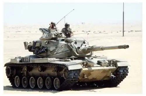 Farbfoto Kampfpanzer M 60 in der Wüste (Neudruck als Postkarte)