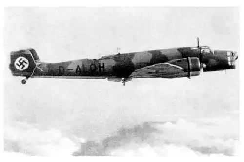 Altes Foto Junkers Ju 86 im Flug (Neudruck als Postkarte)