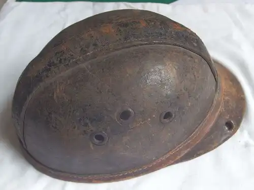 BERGBAU-GRUBENHELM--KAPPE Antiker Helm aus Leder von Kumpel Steiger