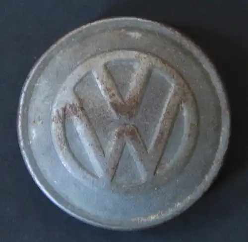 Volkswagen Käfer Verschlussdeckel mit Emblem 1955