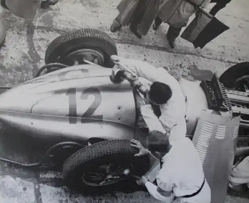 Monkhouse &quot;Mercedes-Benz Grand Prix Racing 1934-1955&quot; Motorsport-Historie 1983