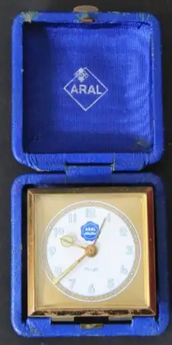 BV Aral Kienzle Werbe-Reisewecker &quot;Aral bleifrei&quot; mit Logo 1955