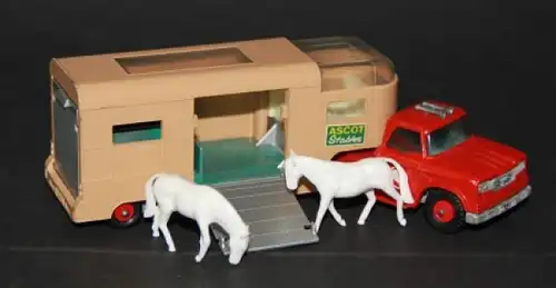Matchbox Lesney Dodge Articulated Horse Van mit Pferden Metallmodell 1965