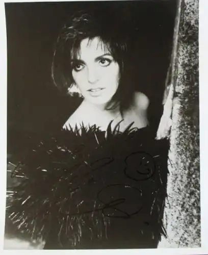 Liza Minnelli original signierte Autogrammkarte 1976