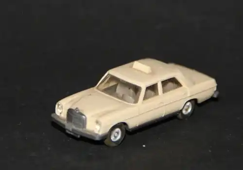 Wiking Mercedes-Benz 200 Taxi 1972 Plastikmodell