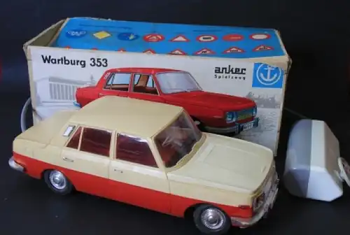 Anker Spielzeug Wartburg 353 mit Fernsteuerung im Originalkarton 1966