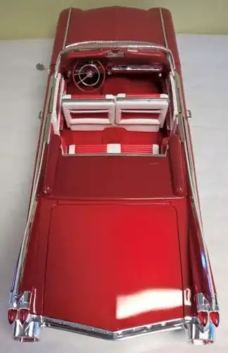 Maisto Cadillac Eldorado Biarritz 1959 Metallmodell 1:12