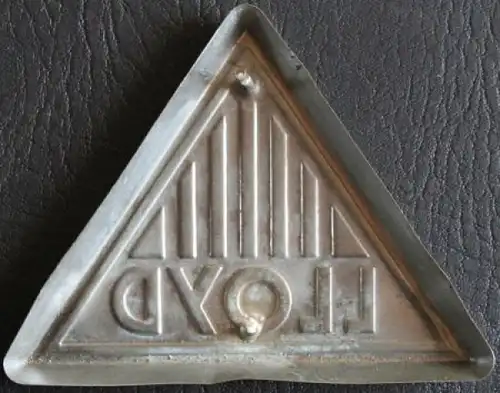 Lloyd Automobile Kühleremblem 1958 Metall