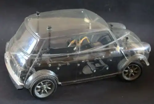 Tamiya Racing Austin Mini Cooper 1960 Kunststoffmodell Japan